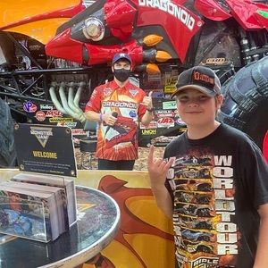 Meet your Posher, Kaden